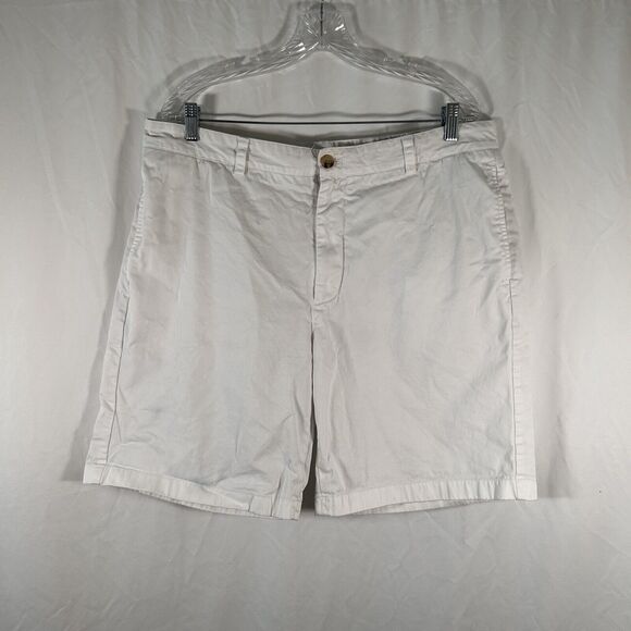 Vineyard Vines Other - Vineyard Vines Shorts Men's 38 White Button Zip Pockets 100% Cotton